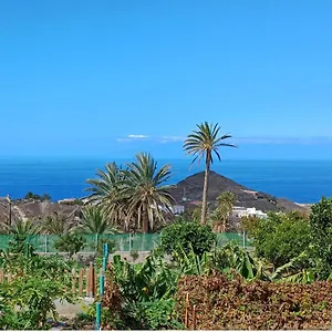 apartamentos-clary.in-canary-islands.com/